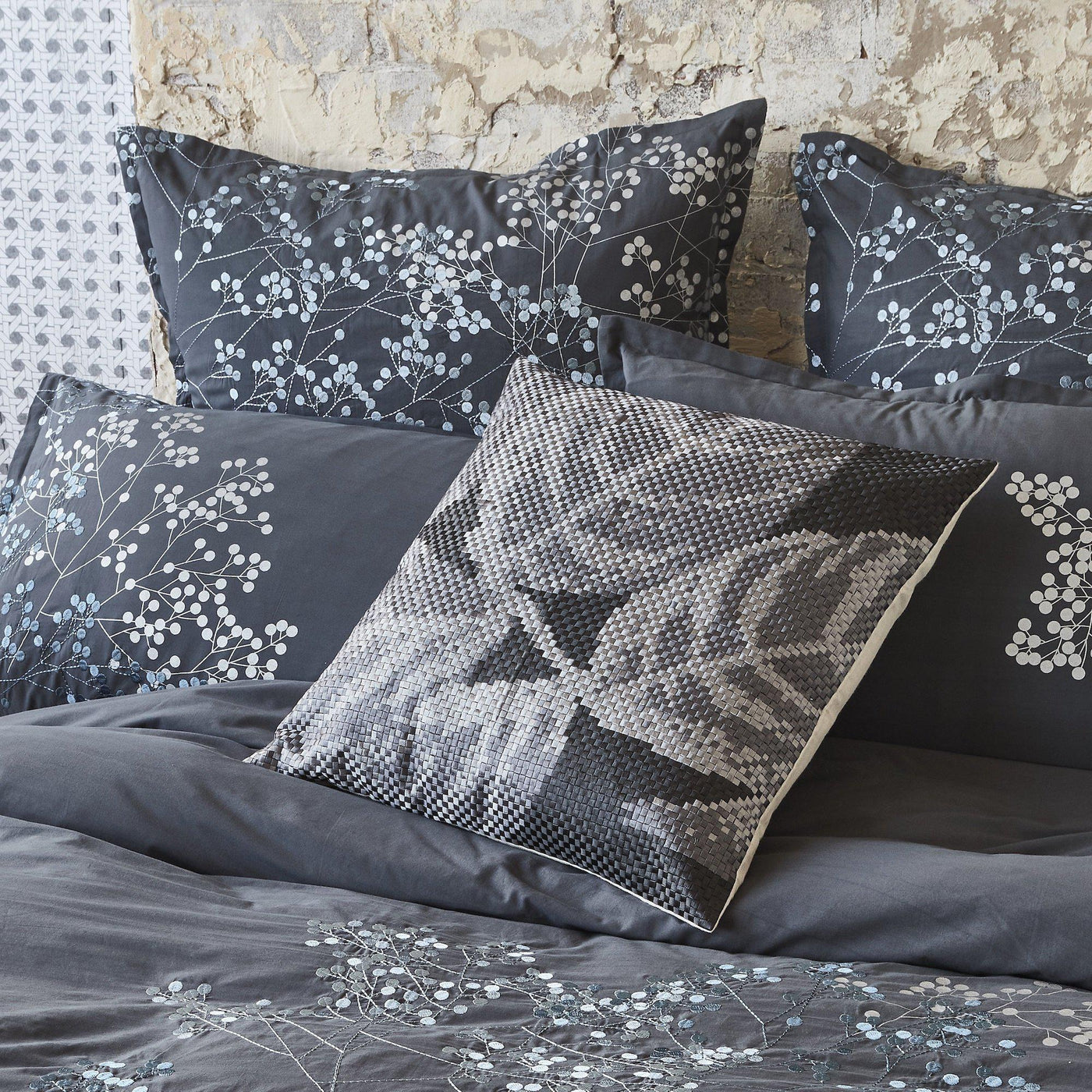 Sketch Charcoal Quilt Cover Set-Quilt Cover Set-LUXOTIC