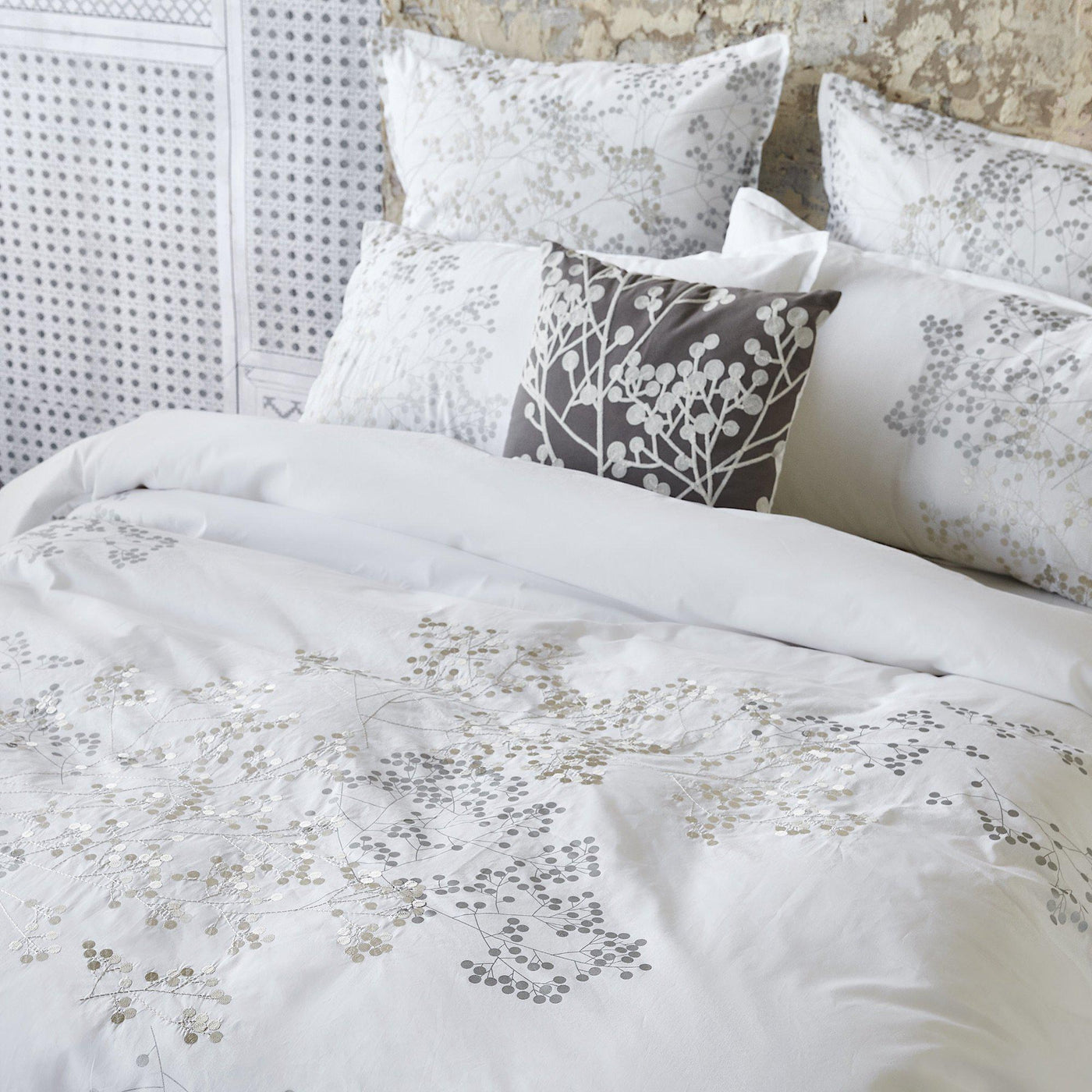 Sketch White Quilt Cover Set-Quilt Cover Set-LUXOTIC